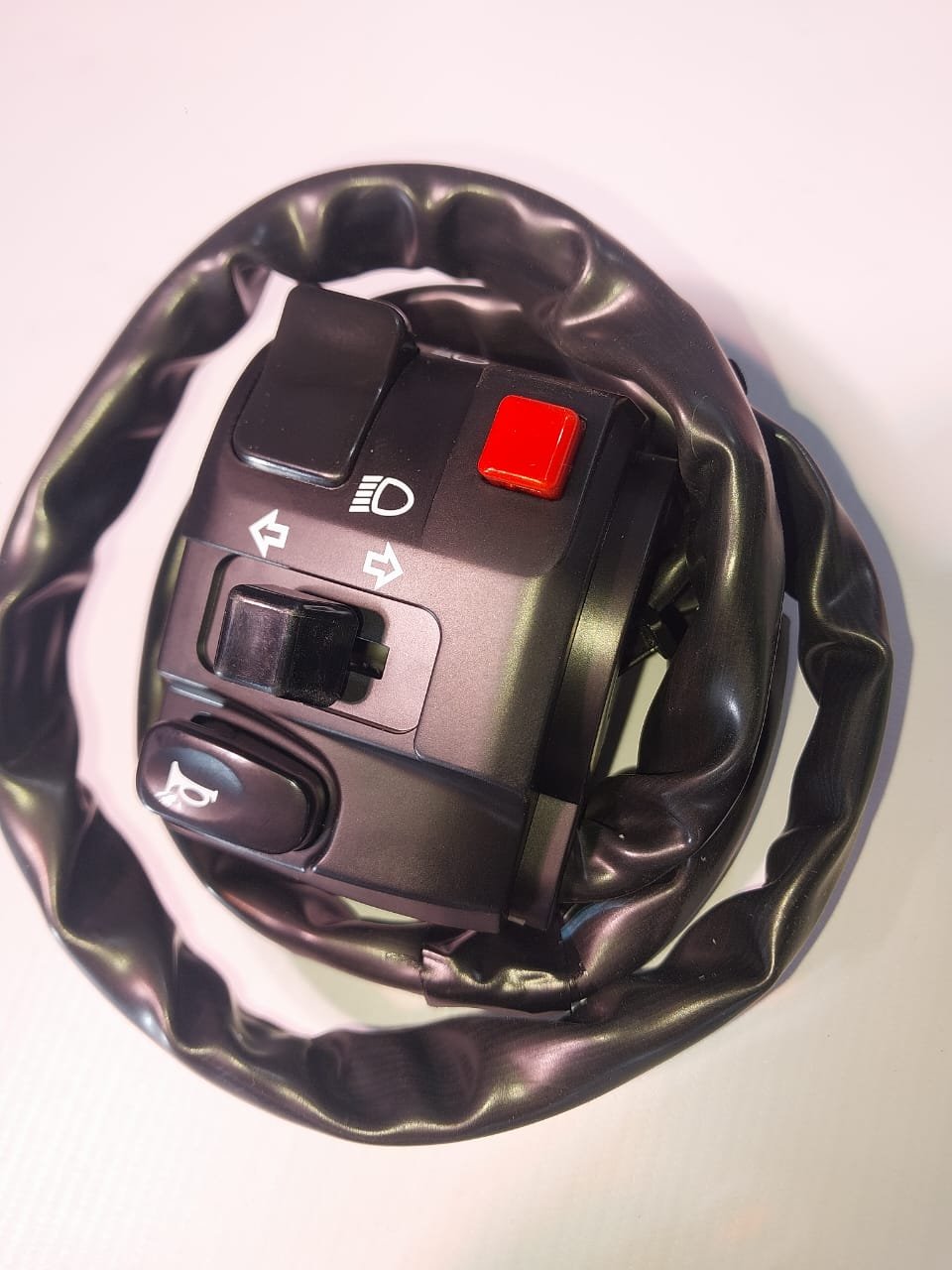 Comando Izquierdo de Luces Kawasaki Ninja 400 / 650 / ER-6n / Versys 650 (OEM: 46091-0214)