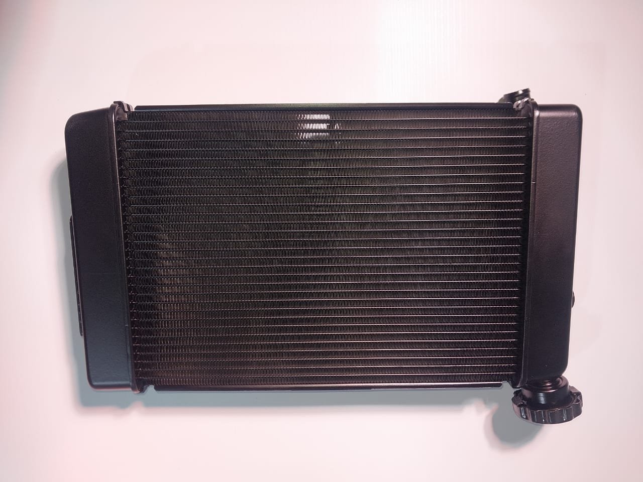 Radiador Kawasaki Vulcan S / EN650 (OEM: 39061-0714) - Imagen 2