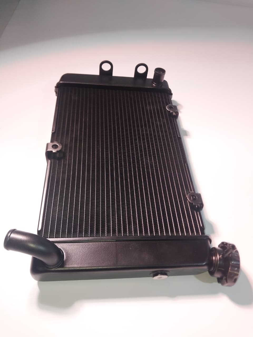 Radiador Kawasaki Vulcan S / EN650 (OEM: 39061-0714) - Imagen 7