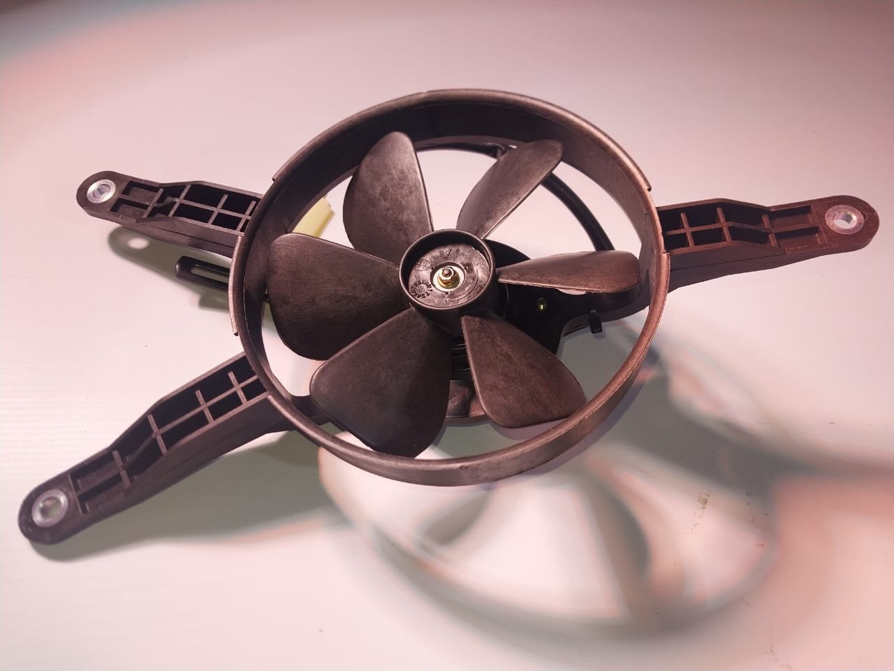 Electroventilador Kawasaki (OEM: 59502-Y001) - Imagen 3