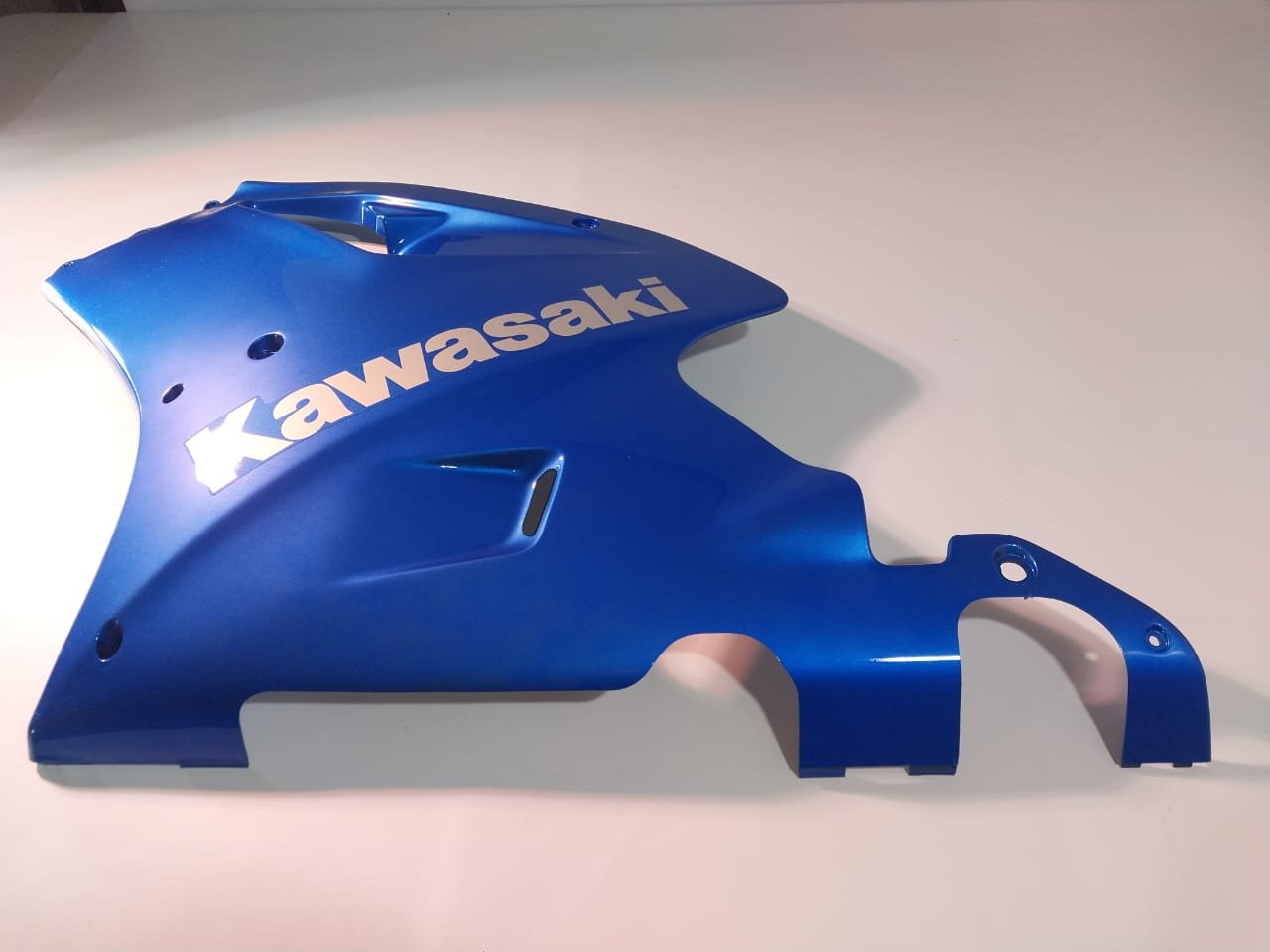 Carenado Inferior Izquierdo Kawasaki ZXR 750 (OEM: 55049-5027-KH) - Imagen 4