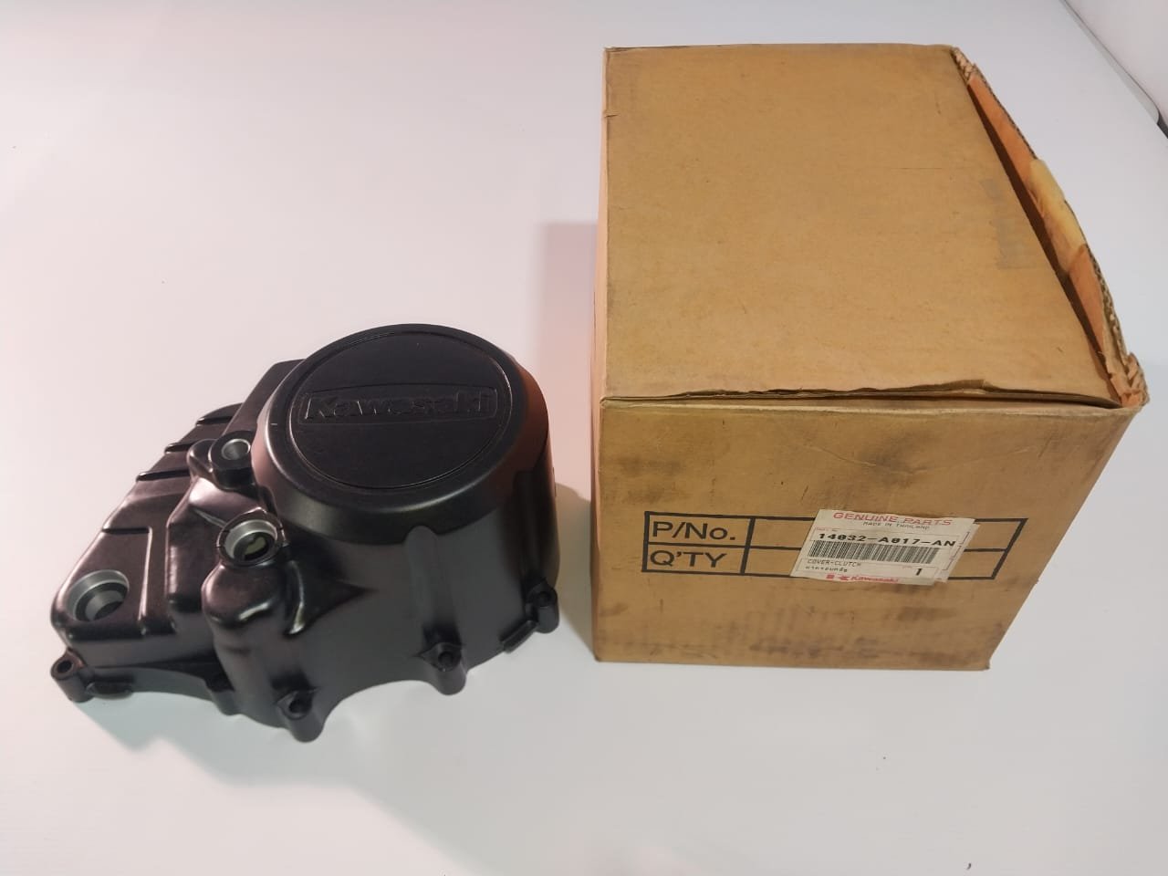 Tapa de embrague Kawasaki Kaze ZX130 (OEM: 14032-A017-AN)