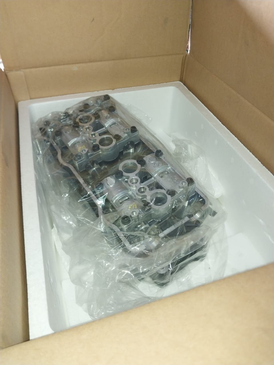 Tapa de cilindro Kawasaki Ninja ZX-6R (OEM: 11008-0095) - Imagen 2