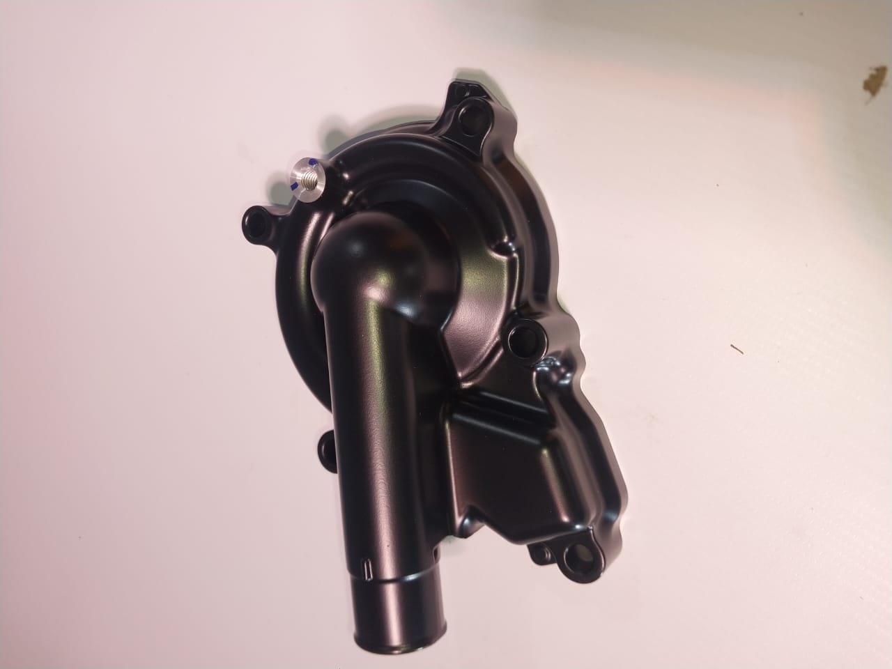 Tapa Bomba de Agua Kawasaki (OEM: 16142-0723) - Imagen 2