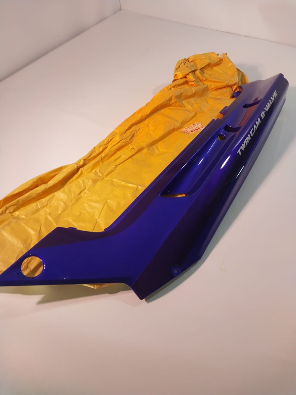 Cacha lateral izquierda violeta/plateada Kawasaki ZZ-R250 (OEM: 36010-5456-JZ) - Imagen 2