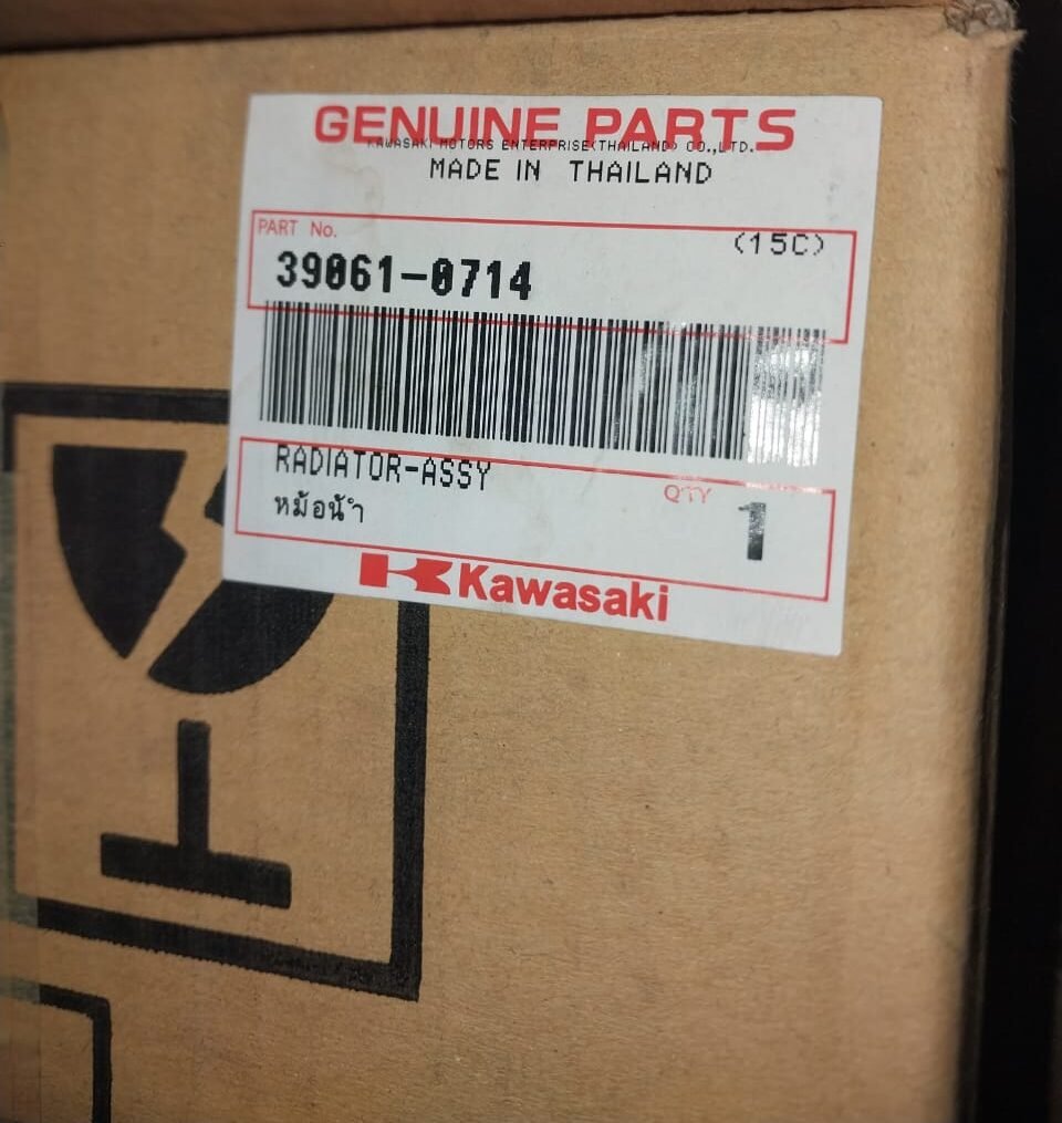 Radiador Kawasaki Vulcan S / EN650 (OEM: 39061-0714)
