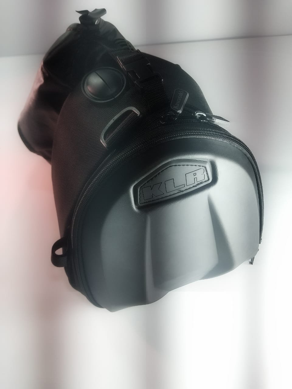 Bolso De Tanque Kawasaki KLR 650 (OEM: K57003-116) - Imagen 4